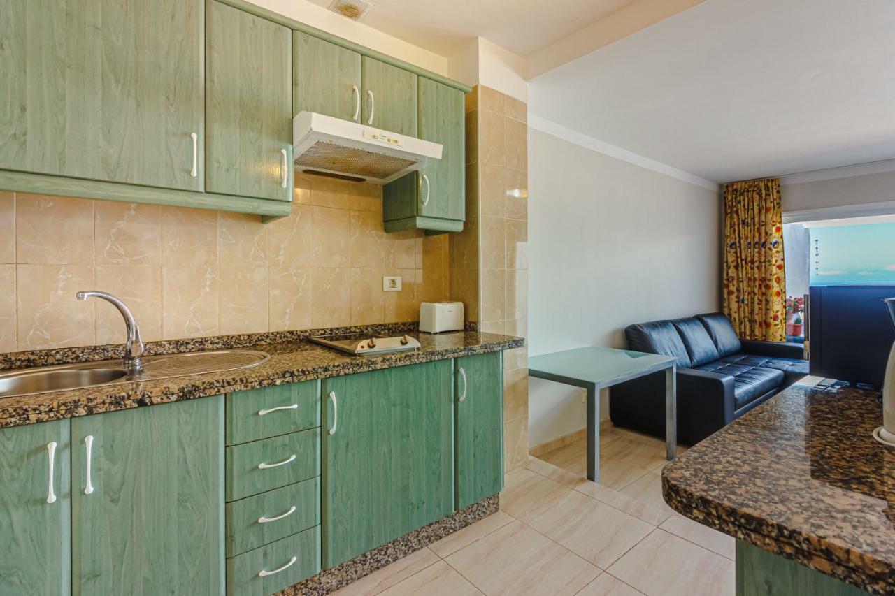 Apartment With Ocean View In Costa Adeje Bagian luar foto